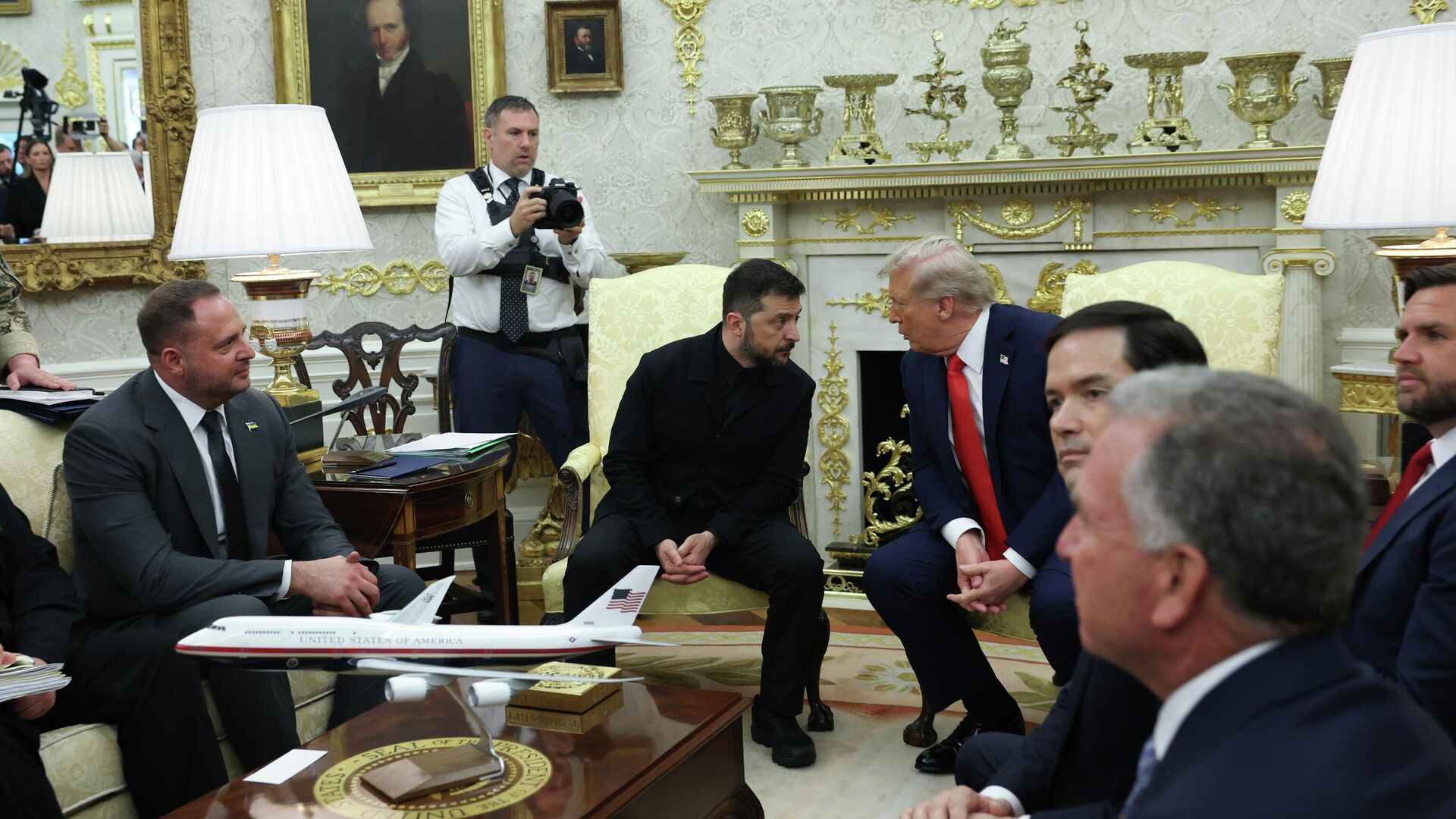 Трамп пообещал предоставить Украине "очень хорошую защиту"